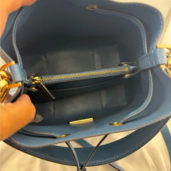 Michael‎ Kors Mercer Gallery Convertible Blue Leather Bucket Bag